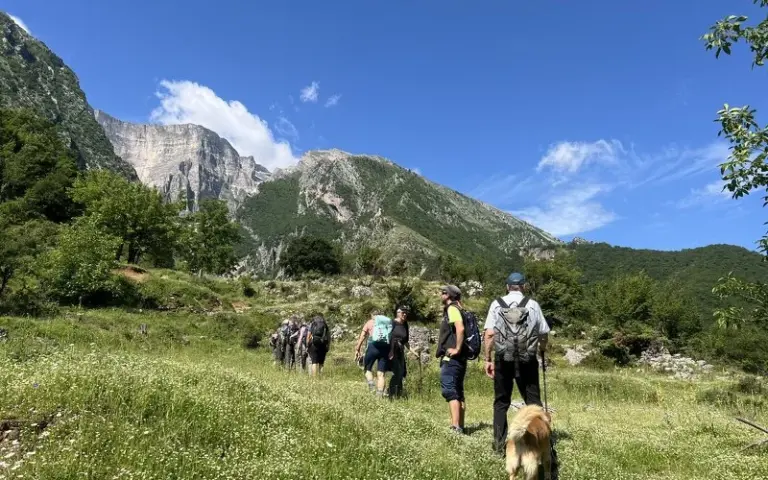 Wanderung zum Wasserfall Sopoti und Fahrt nach Berat