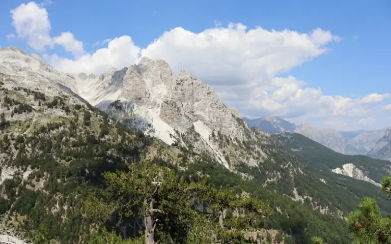 Albanien: Über den Valbona-Pass ins Valbona-Tal