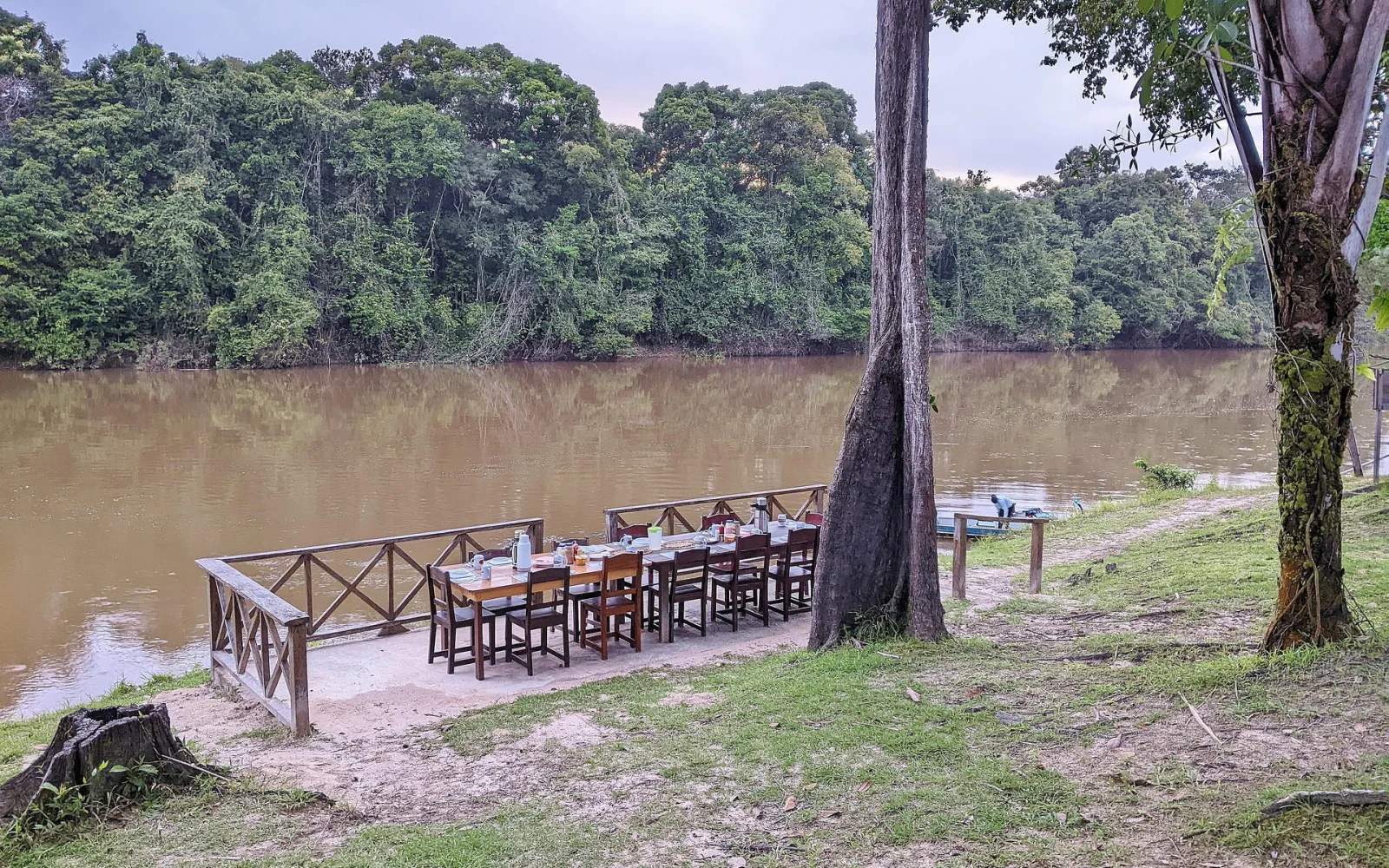 In Guyana sind Sie in Öko-Lodges mitten in der Wildnis untergebracht.