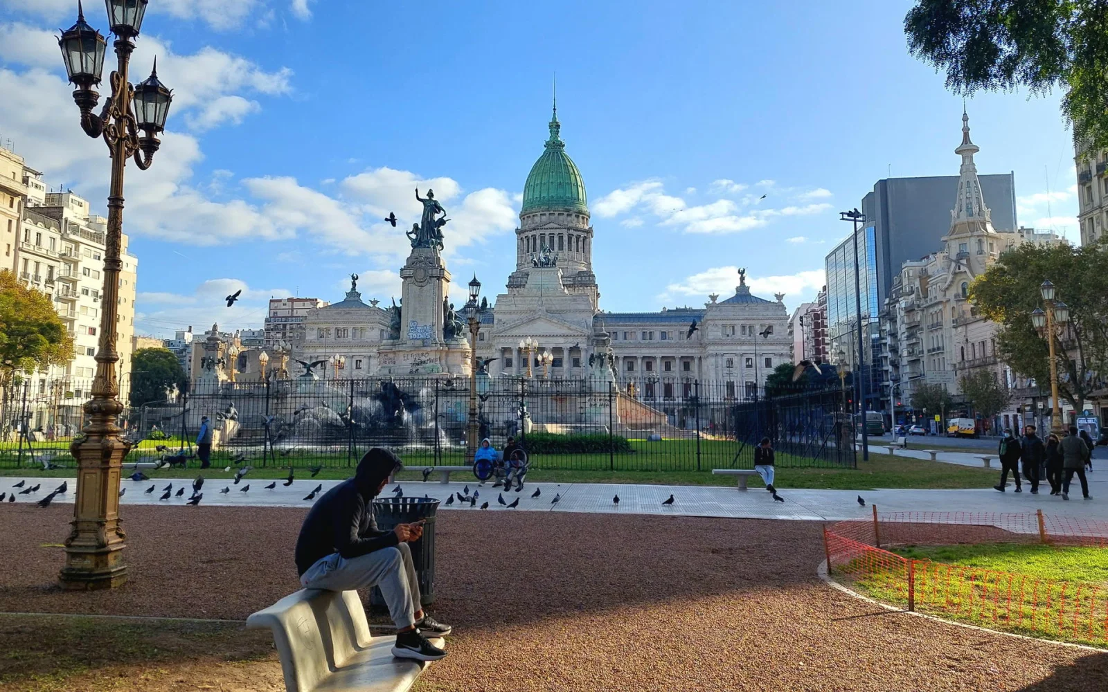 Zu Beginn der Reise verzaubern Sie Stadtschönheiten wie Buenos Aires