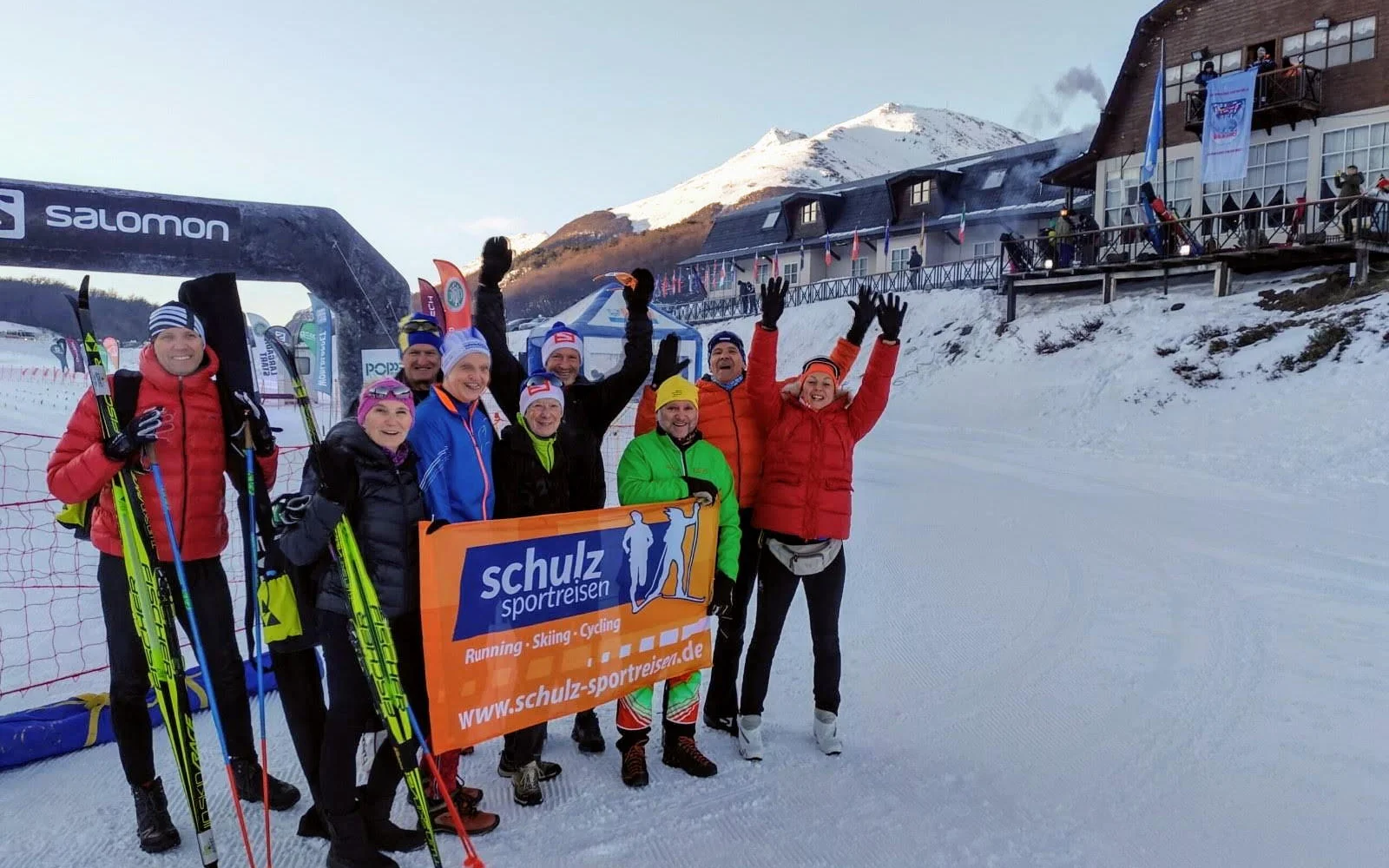 Ein kleines internationales Teilnehmerfeld trifft sich am Ende der Welt und eine kleine schulz Gruppe mittendrin