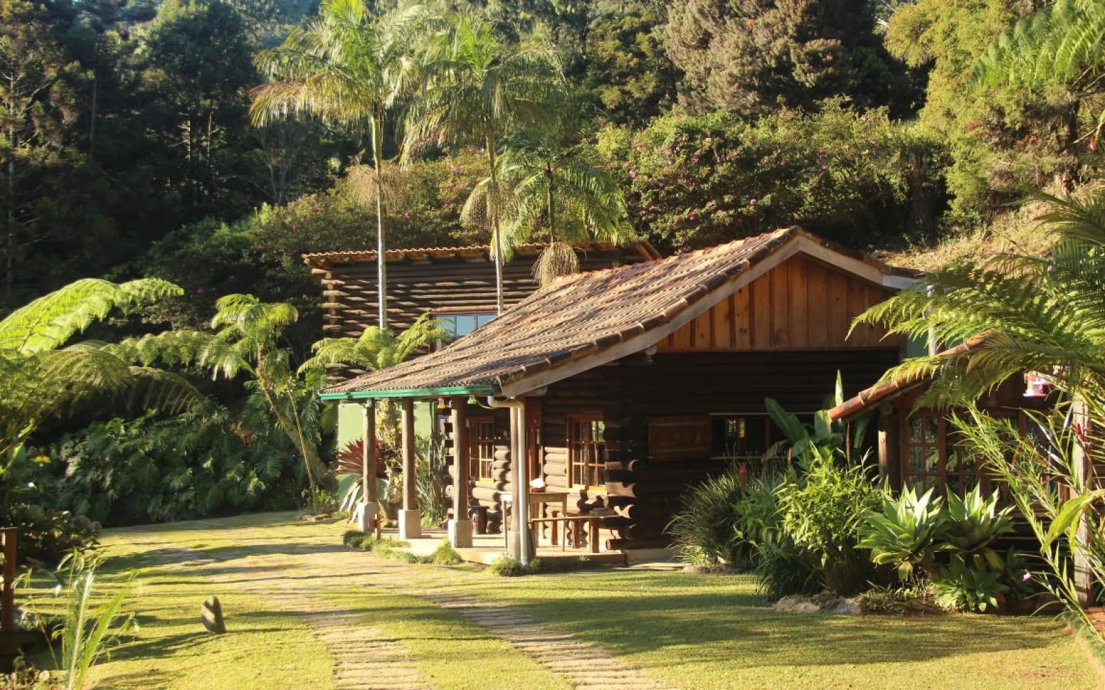 Brasilien. Nach Rio geht's zur Unterkunft im Atlantischen Regenwald, Rainers`s Eco Lodge