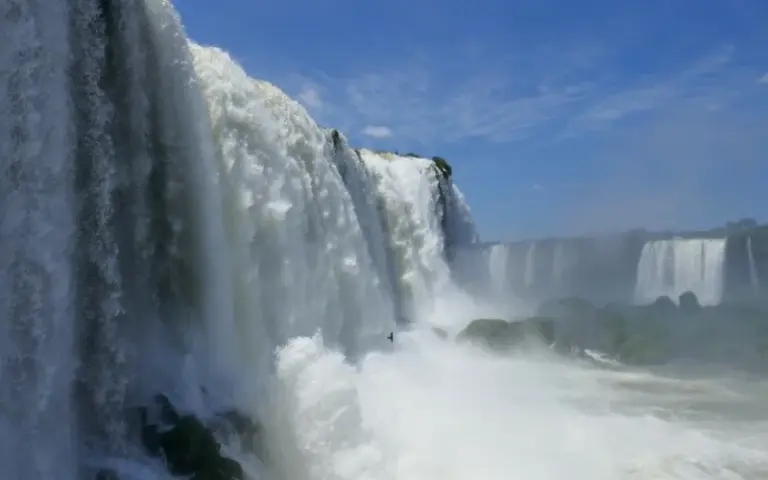 Stadtbesichtigung und Abreise oder Verlängerung Iguazu-Wasserfälle