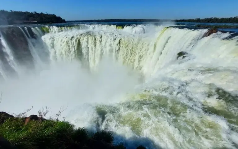 Flug von Salta nach Puerto Iguazú