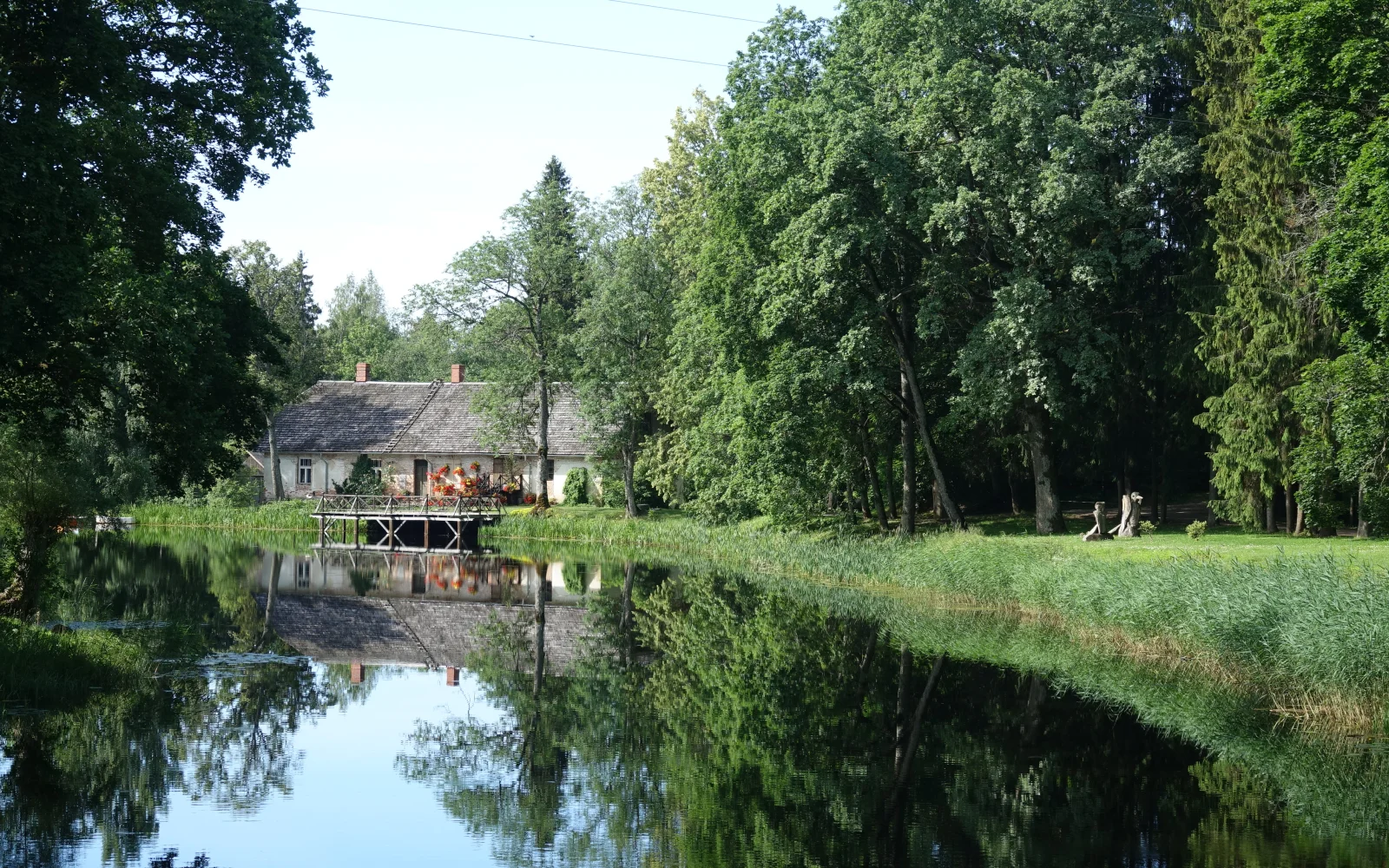 Per Kajak und zu Fuß entdecken Sie den Gauja-Fluss und -Nationalpark