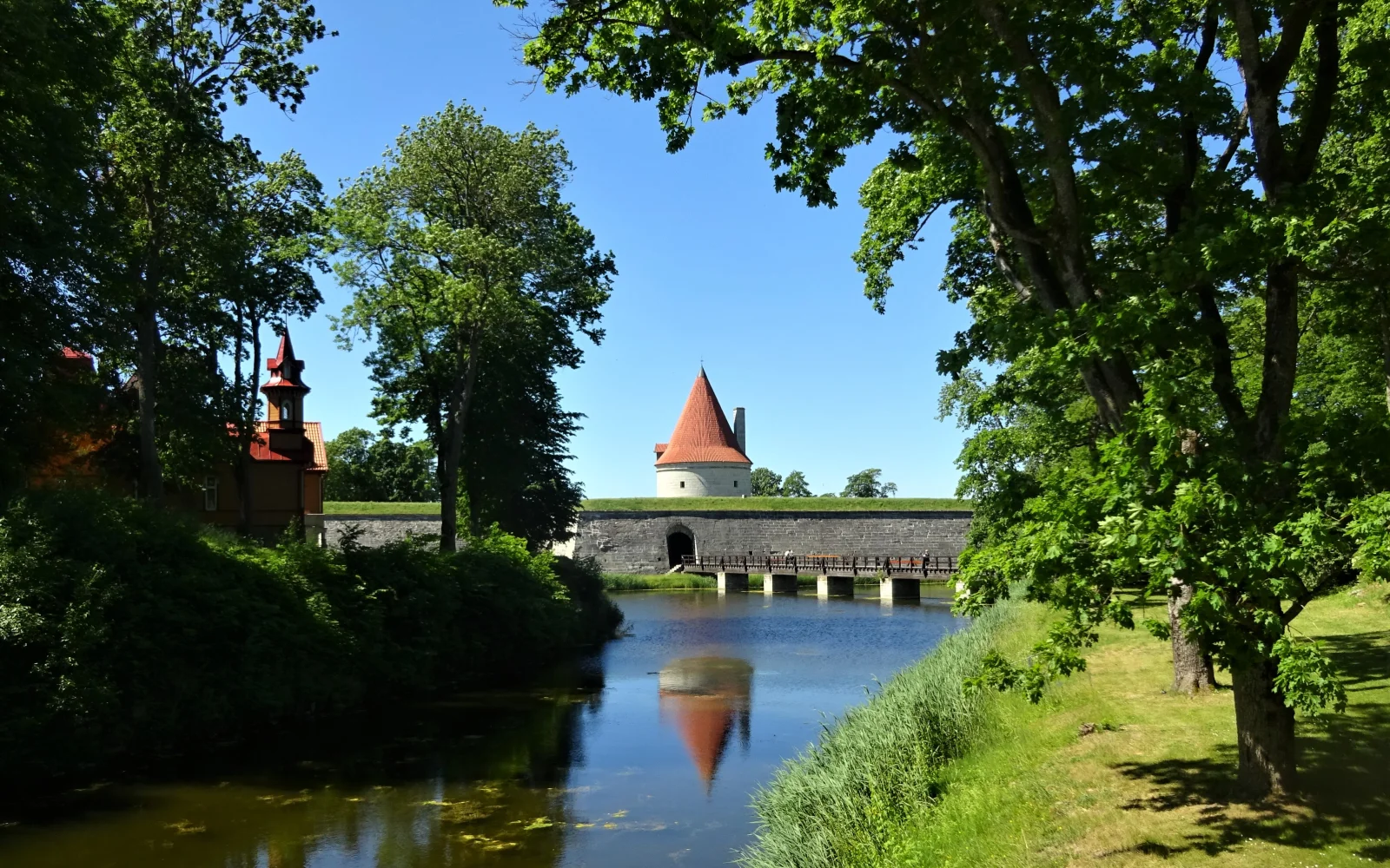 Kuressaare ist die einzige Stadt auf der größten estnischen Insel Saaremaa.