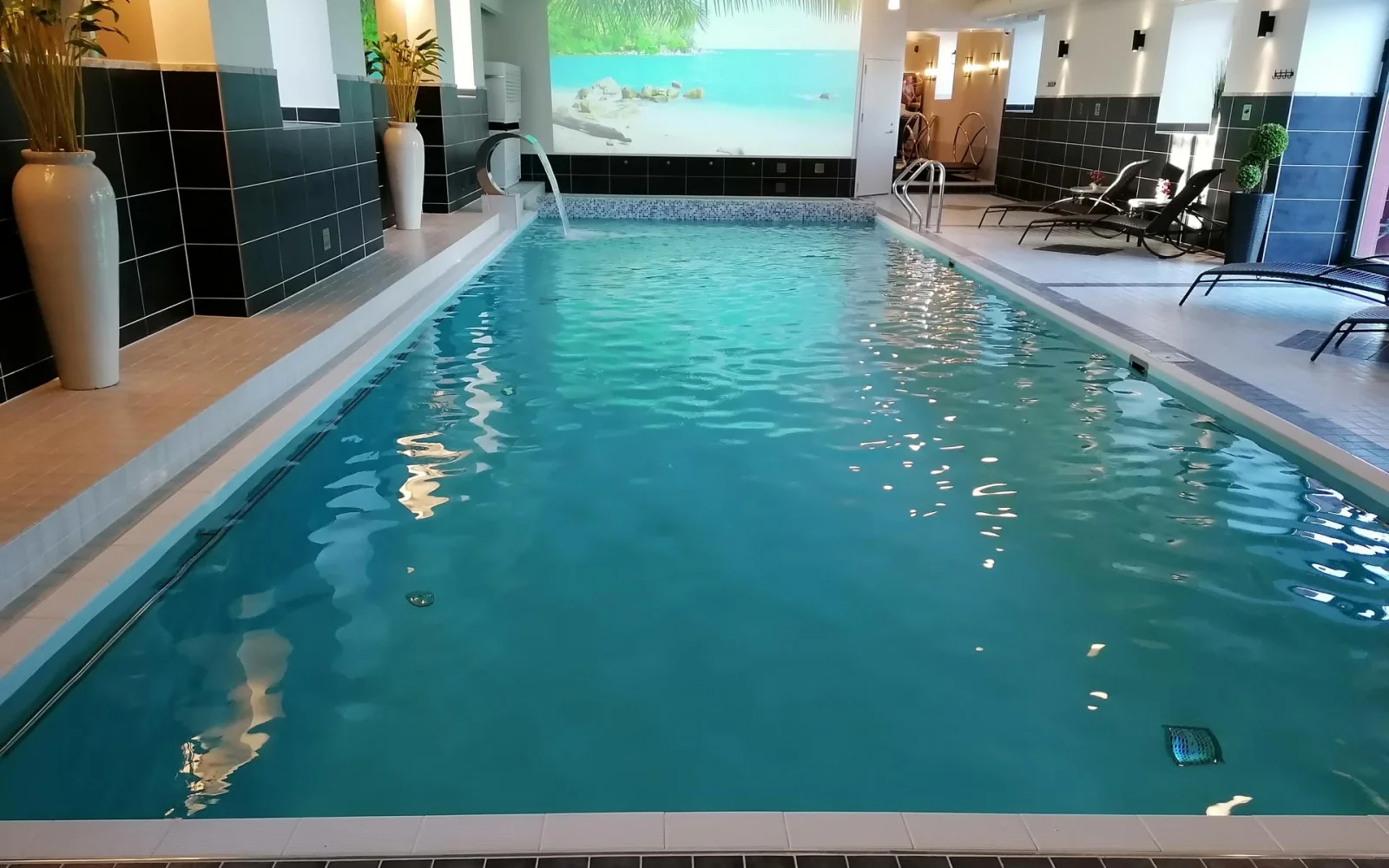 Morgens ab 10 und am Wochenende ab 8 Uhr bis 21 Uhr können der Pool und die Saunen genutzt werden.