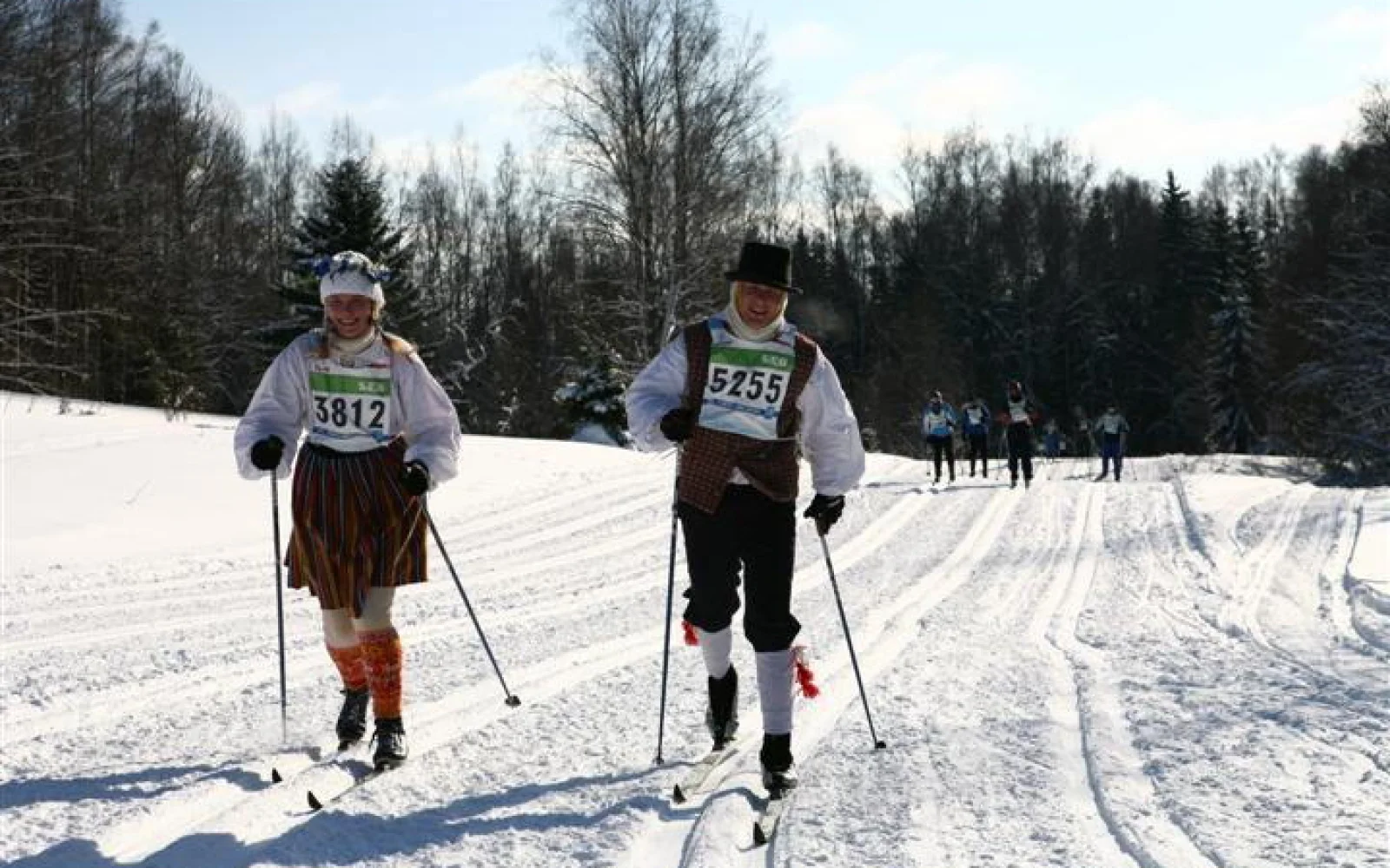 Der eine mags sportlicher, andere lieber im traditionellem Outfit