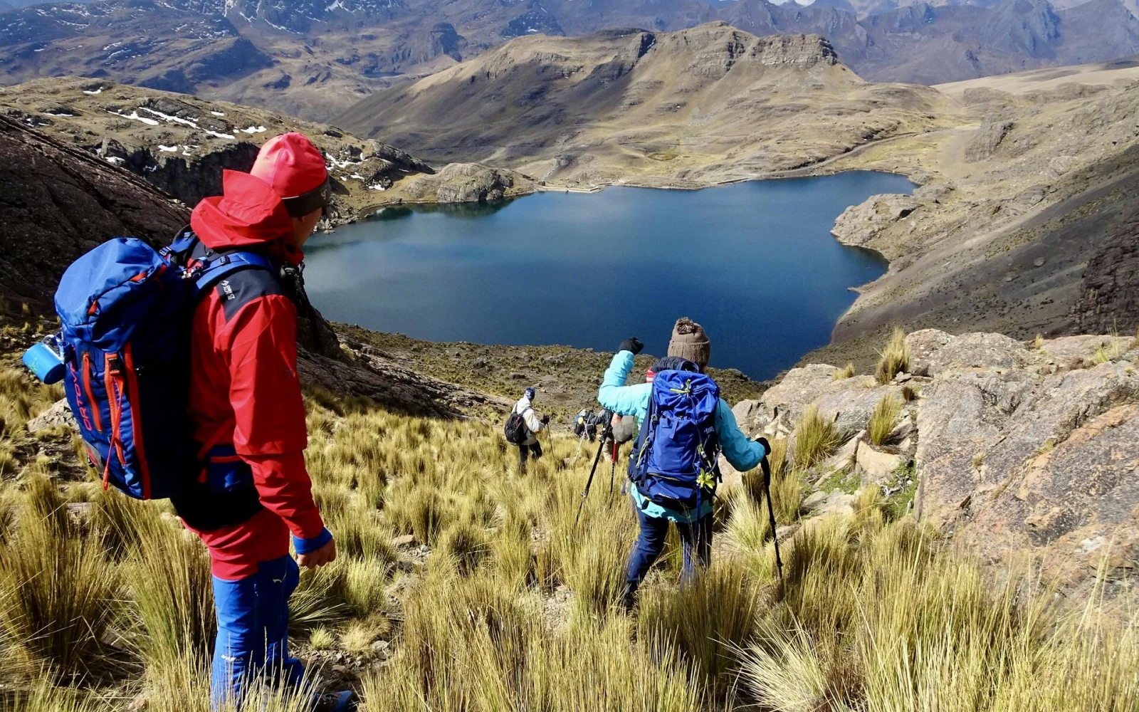 Wanderung in der kargen Hochlandsteppe Boliviens