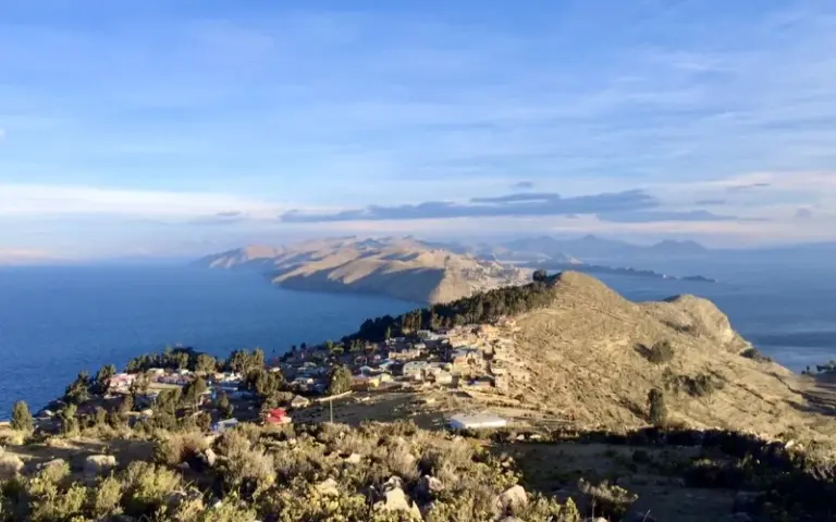 Wanderung am Titicacasee und Bootsfahrt zur Sonneninsel