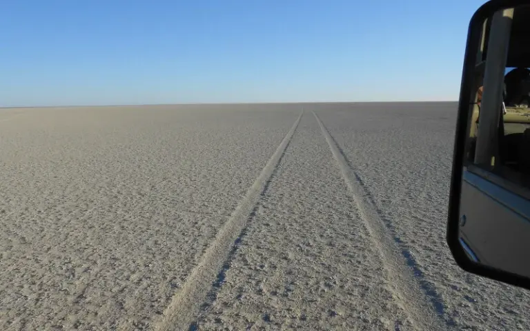 Die Magie der Makgadikgadi Pfannen hautnah erleben