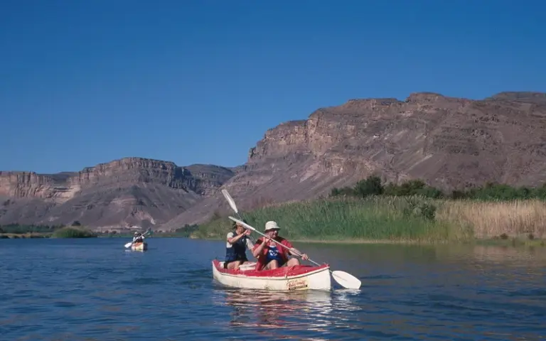 Weiterfahrt zum Orange River (Gariep Fluss), dem Grenzfluss zu Südafrika