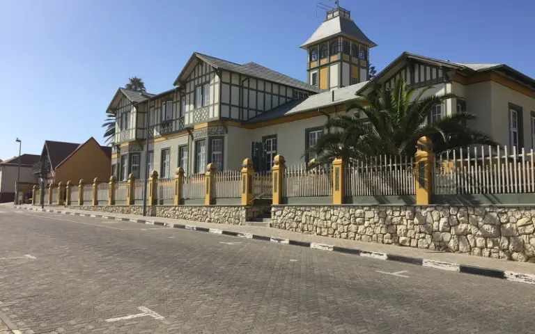 Zeit in der Küstenstadt Swakopmund  für eigene Erkundungen 