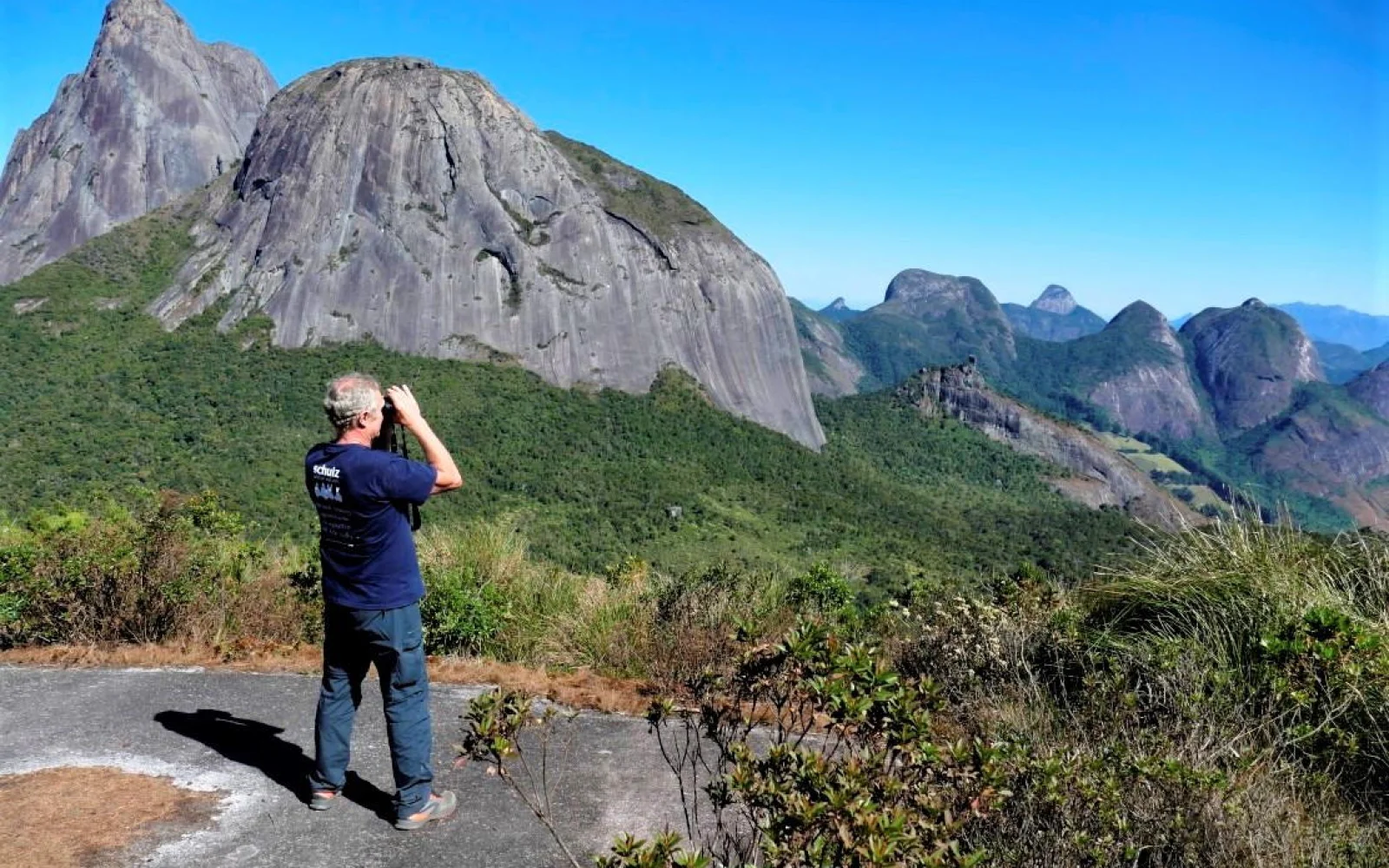Erwandern Sie den wilden Park Tres Picos 