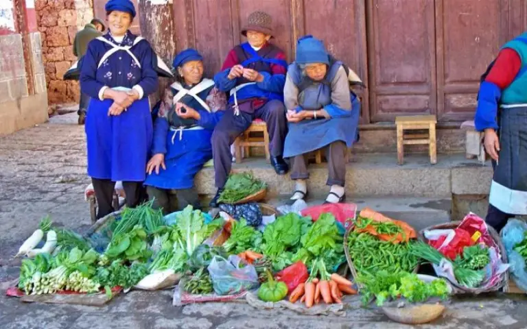Anreise nach Lijiang via Chengdu oder Peking