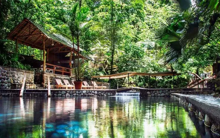 Heiße Quellen und der spektakuläre Vulkan Arenal