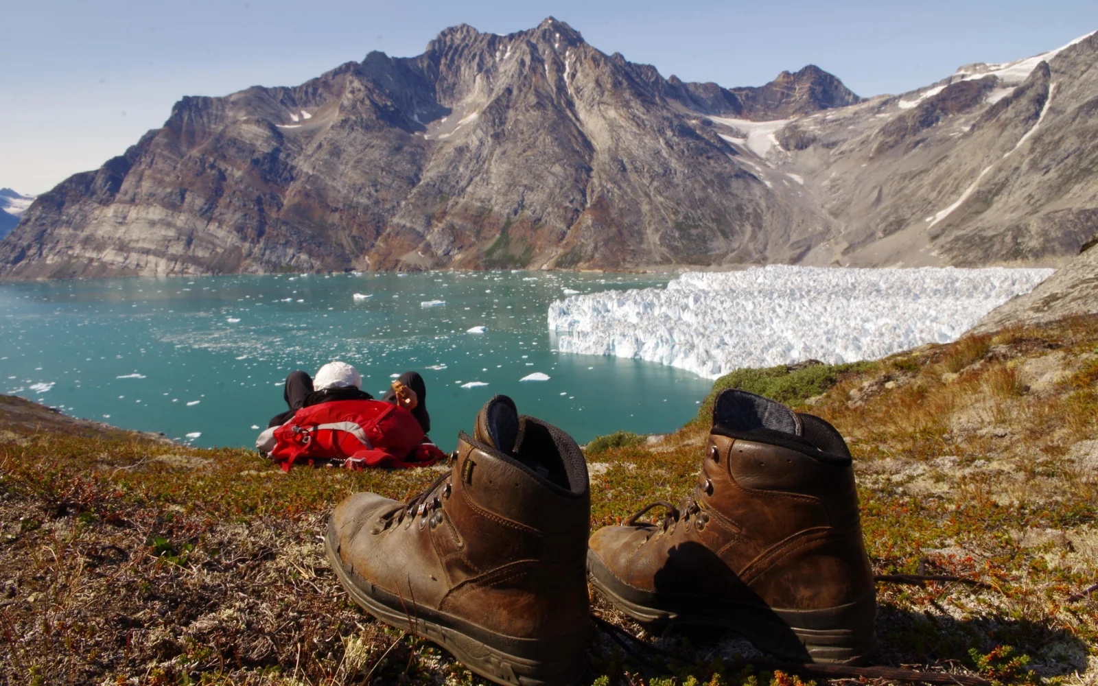 Im Einklang mit der Natur am Knud-Rasmussen-Gletscher