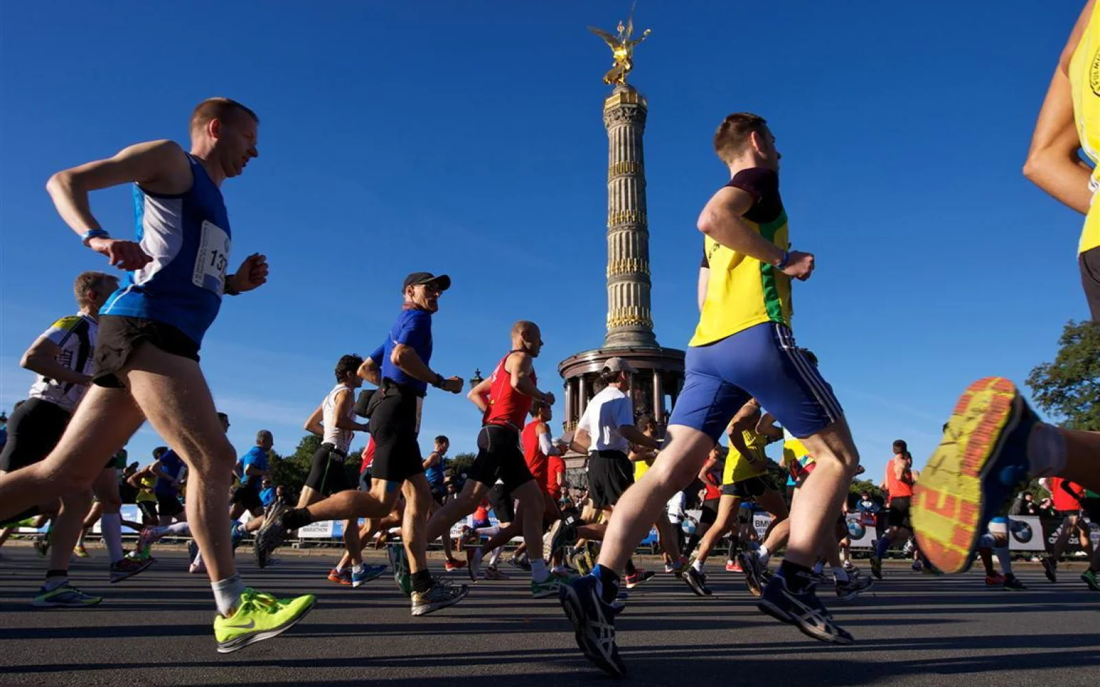 Ca. eine Million (!) Zuschauer entlang der Strecke ©SCC BMW BERLIN MARATHON