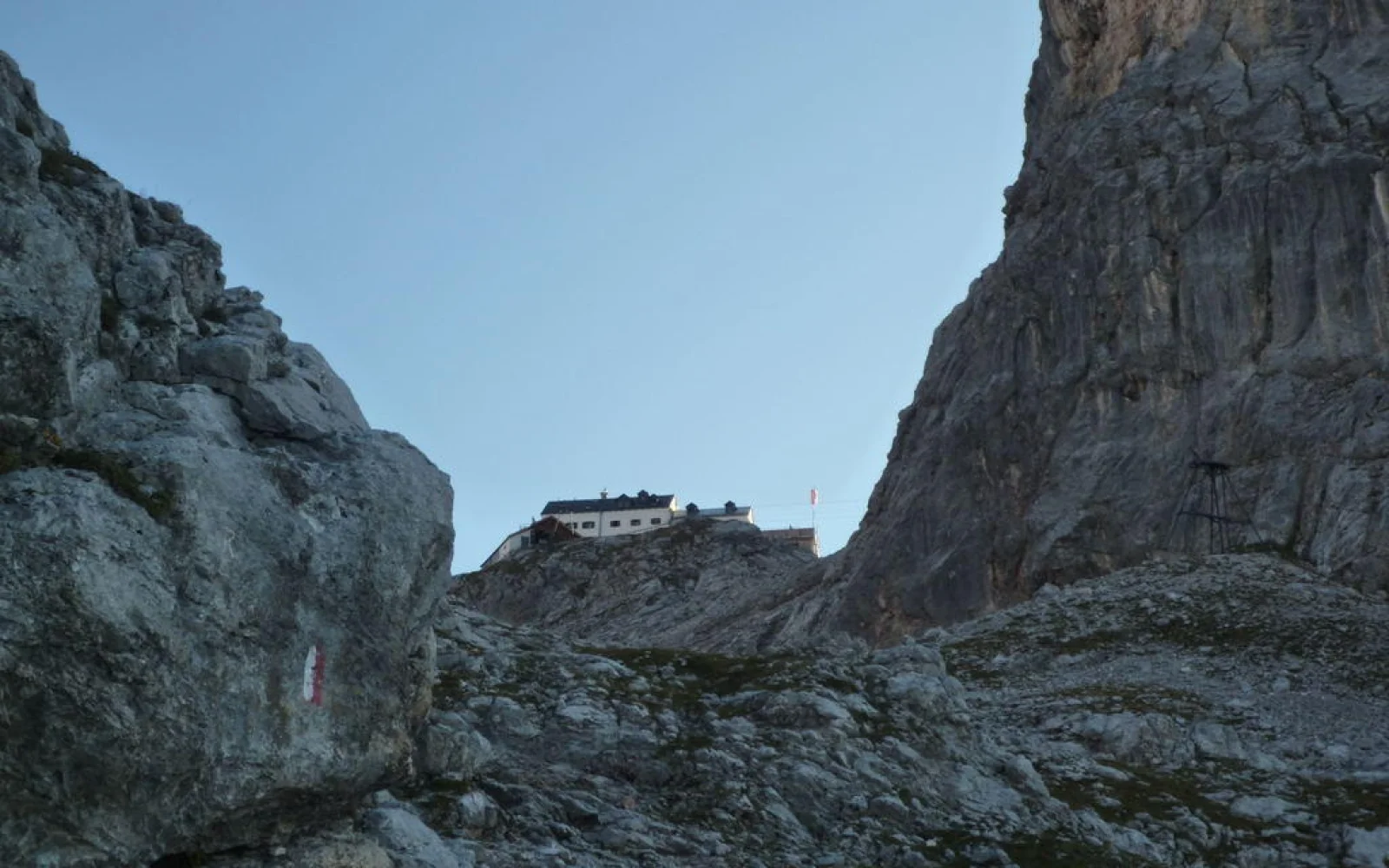 Vom Riemannhaus steigen Sie nach Maria Alm ab