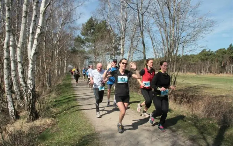 Radeln zum Start des 10 km-Laufes, Abholung Startunterlagen, mit dem Rad zurück nach Prerow
