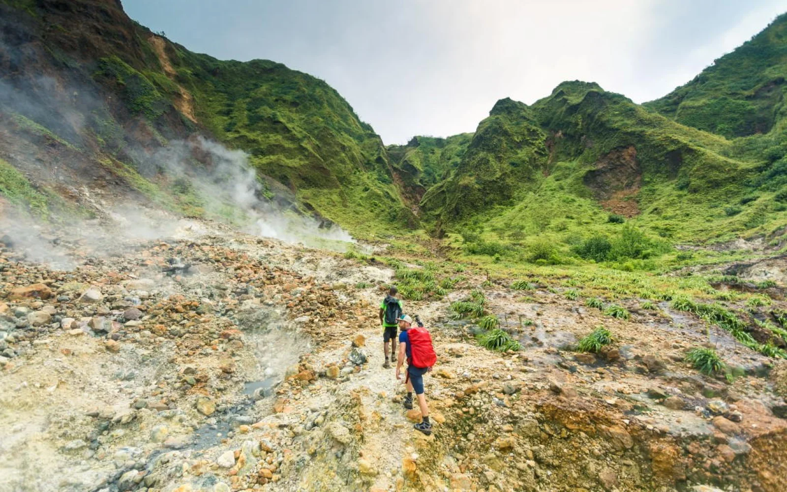 Der Boiling Lake entführt in eine mystische Welt. (Foto: L. Warzecha)