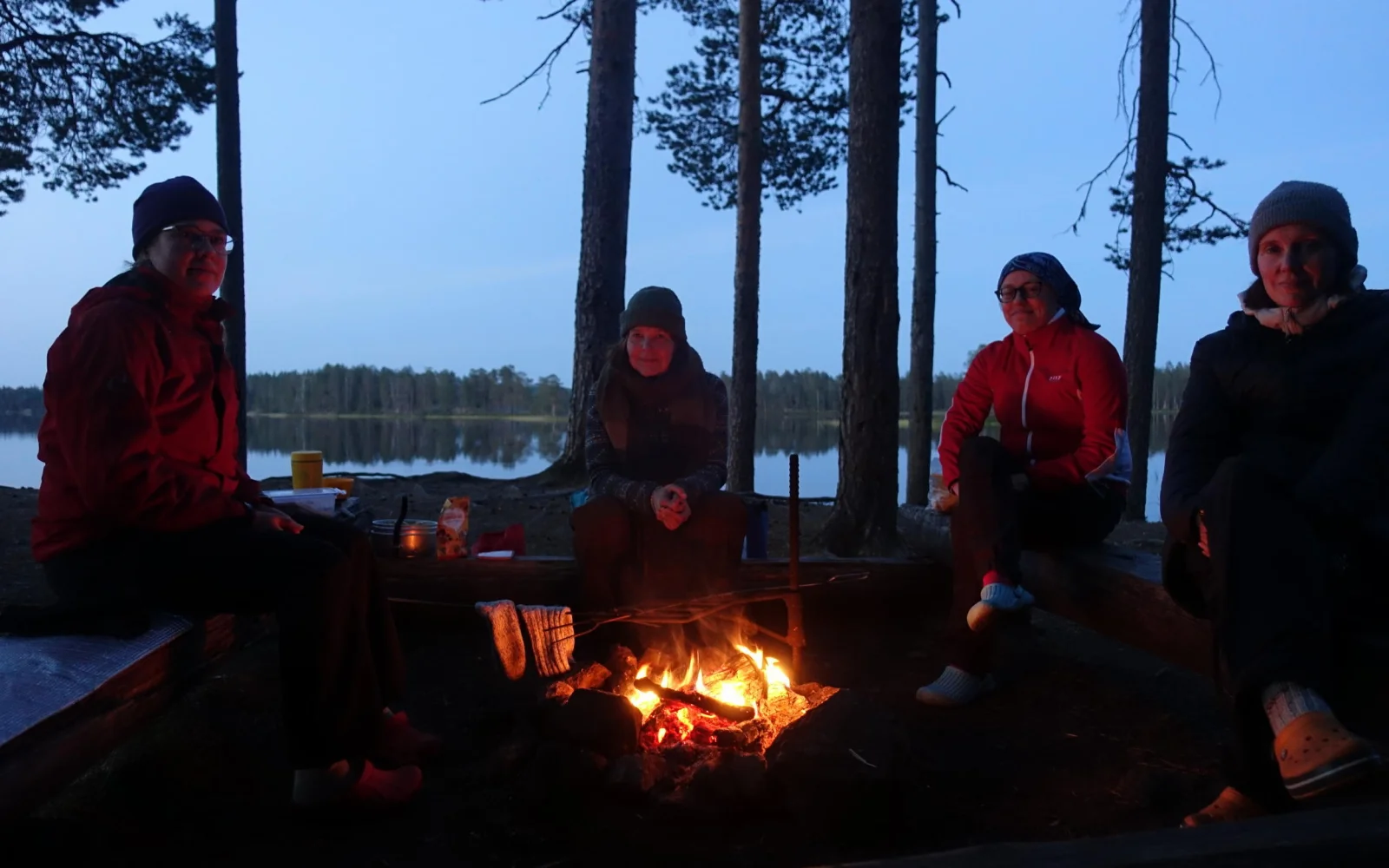 Für eine schöne Aussicht am abendlichen Lagerfeuer ist gesorgt.