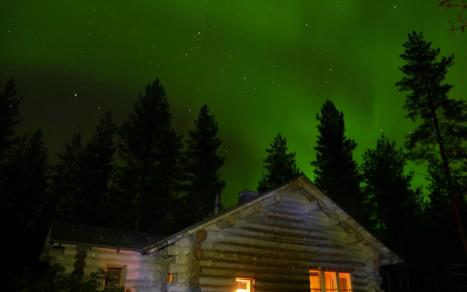 Mit etwas Glück gibt es Nordlichter zu bewundern. (c) Holger Pötschick