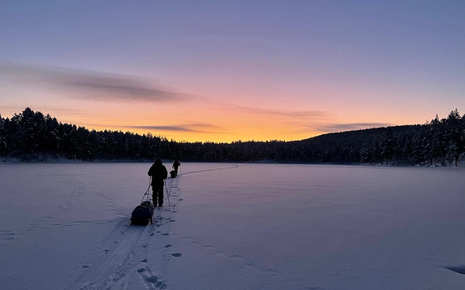 Erleben Sie den "echten" finnischen Winter während der Polarnacht.