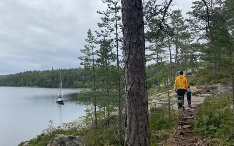 Wanderausflug Geta Berge und Fahrradtour Kvarnbo–Stallhagen–Mariehamn