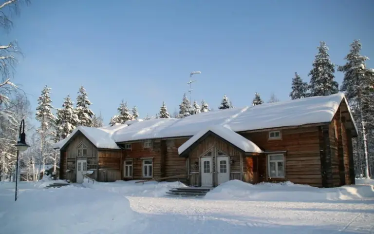 Anreise nach Oulu bzw. Kuusamo und Fahrt zur Huskyfarm