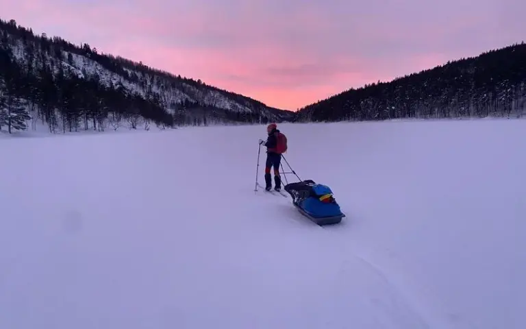 Skiwanderung zurück zum Sami-Hof, Sauna und Abschiedsessen