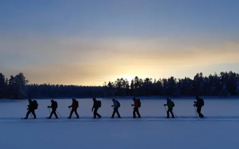 Schneeschuhwanderung zur Wildnishütte