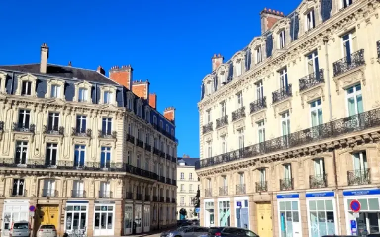 Transfer nach Nantes und Rückreise