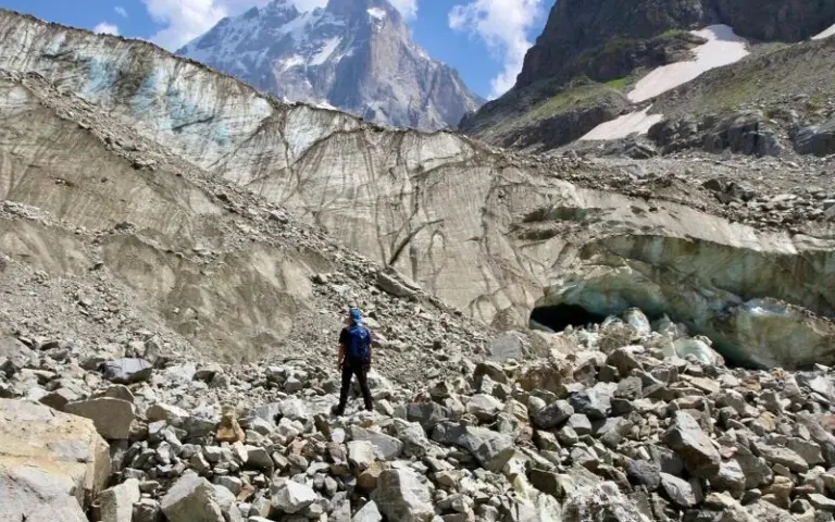  Wanderung zum Tschalaadi-Gletscher und Seilbahnfahrt auf den Suruldi