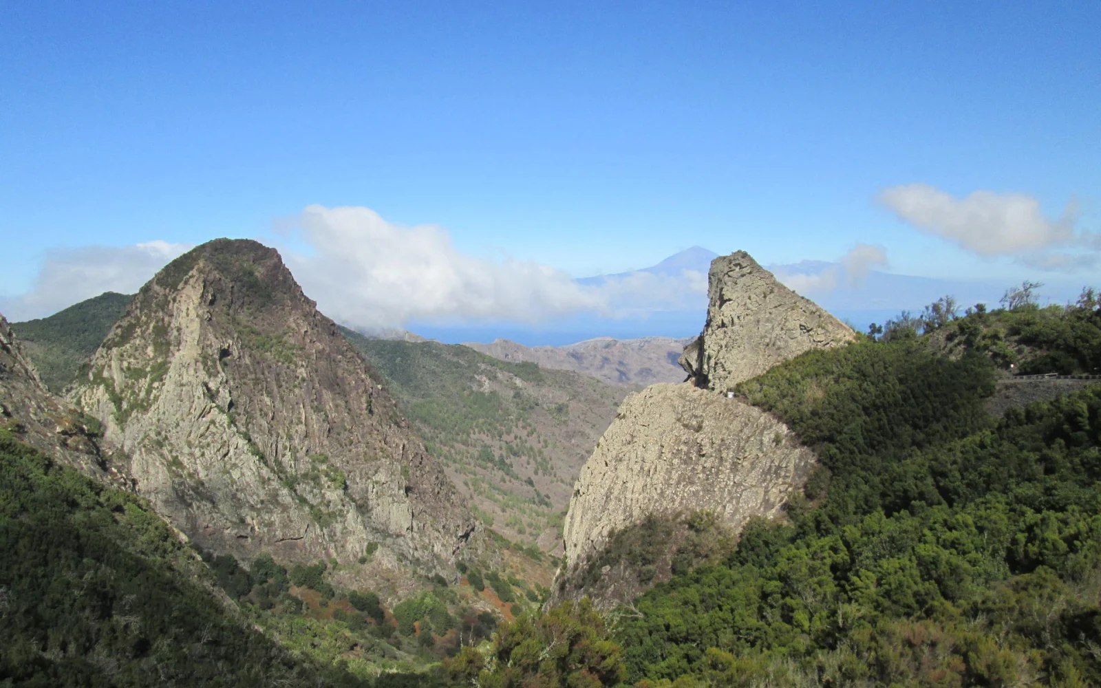 Bei guter Sicht können Sie bis zum Teide auf Teneriffa blicken
