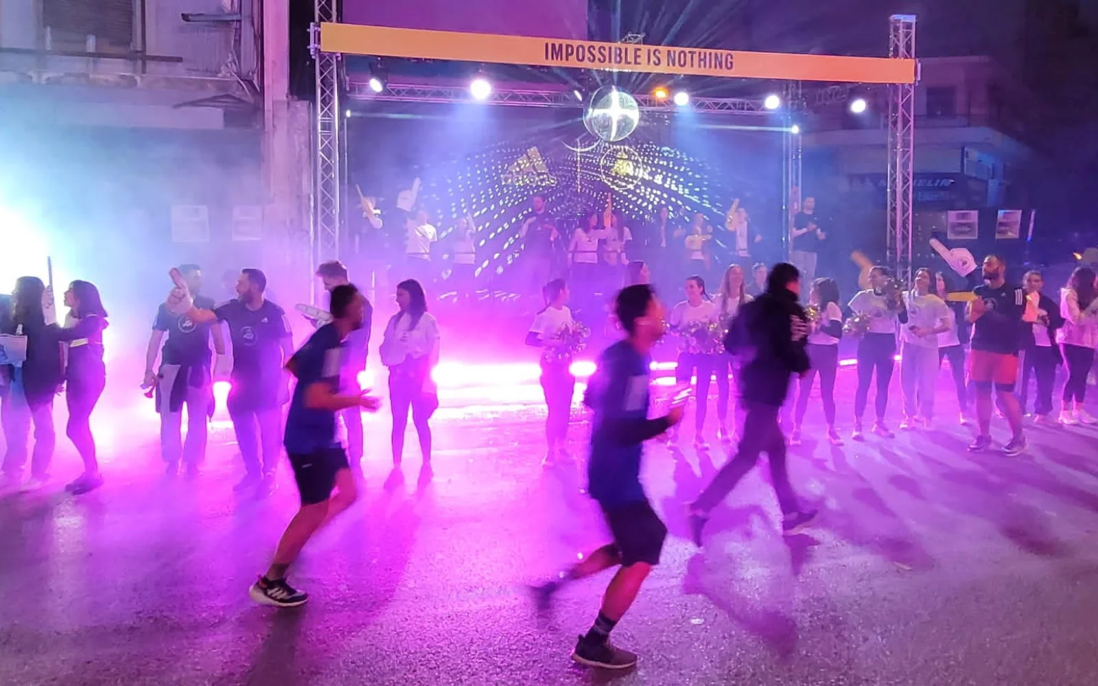 Auch beim 5- und 10km-Lauf kommt die Stimmung nicht zu kurz