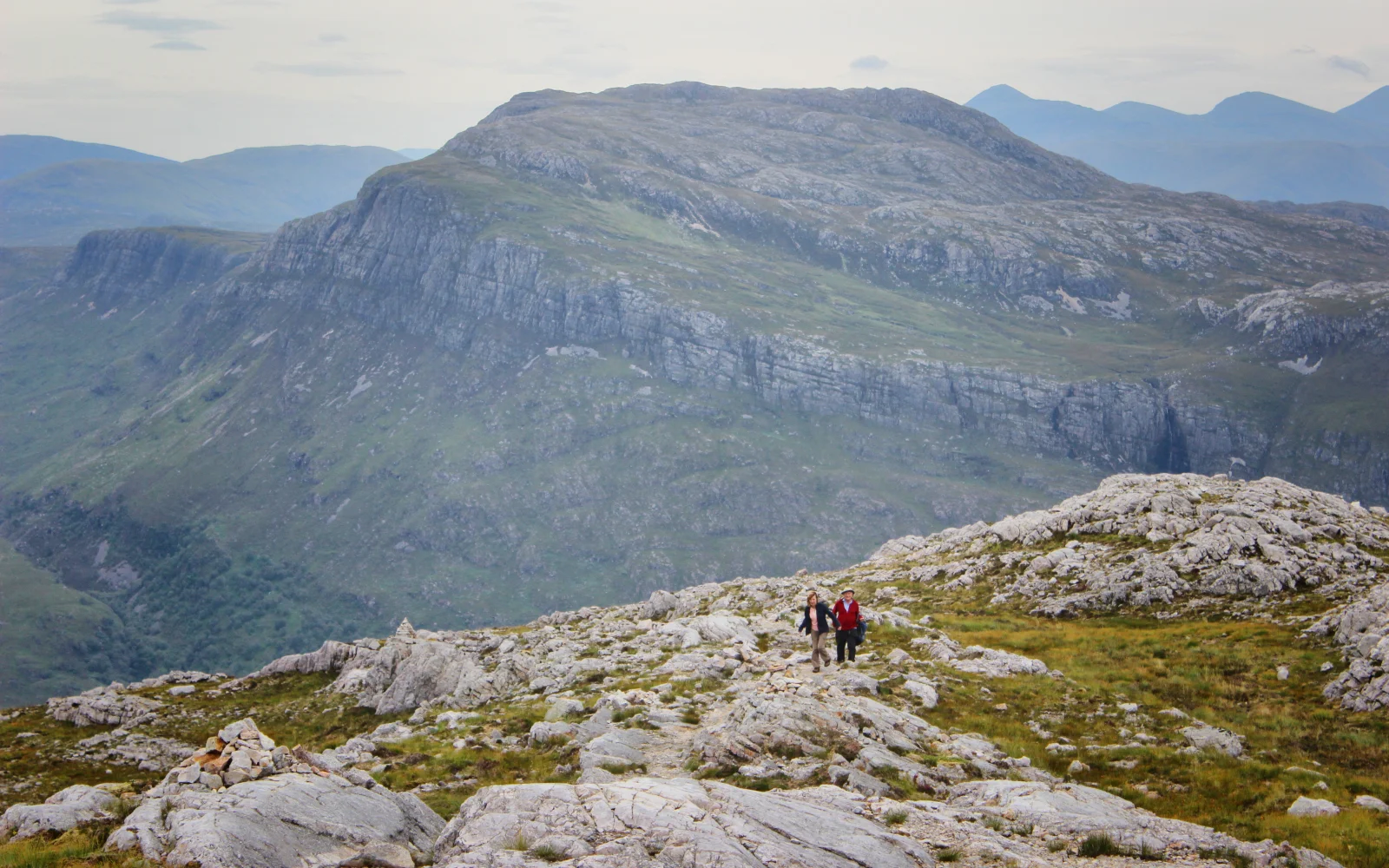Auf Ihrer Beinn Eighe-Wanderung