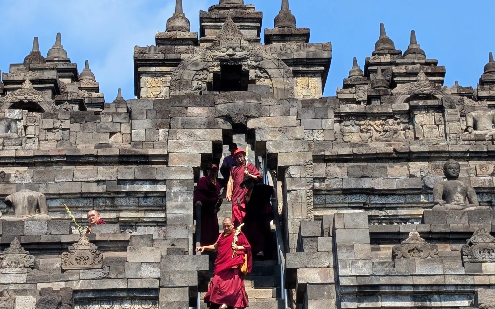 Kurturelle Einblicke im Tempel Prambanan (Foto Y. G.)