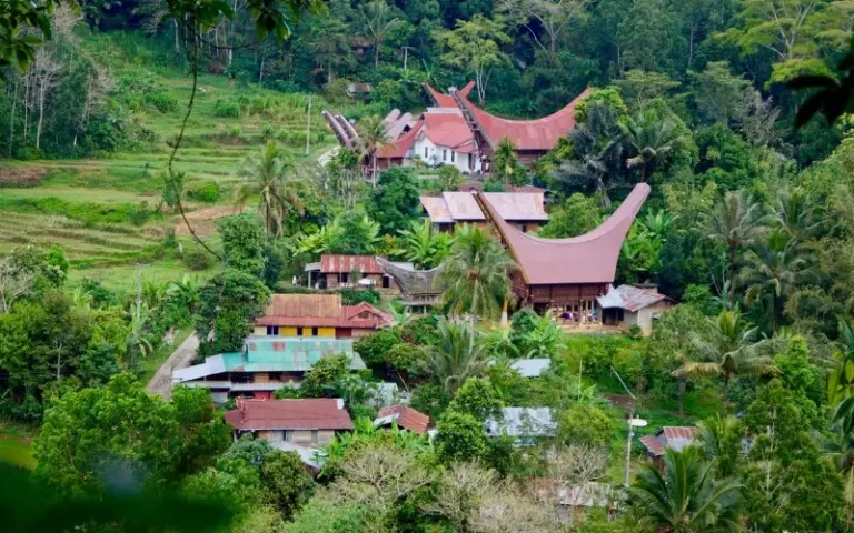 Riten und Feste im Hochland von Tana Toraja