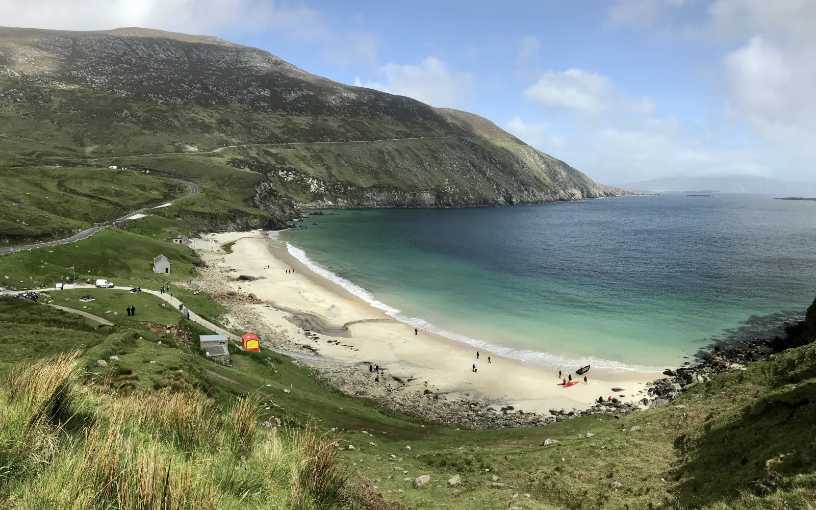 Von Keem Bay starten Sie querfeldein zum Aussichtspunkt am Moyteoge Head