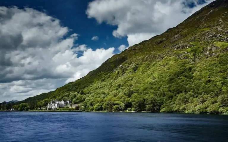 Traumhafte Wanderung im Connemara Nationalpark zum Diamond Hill