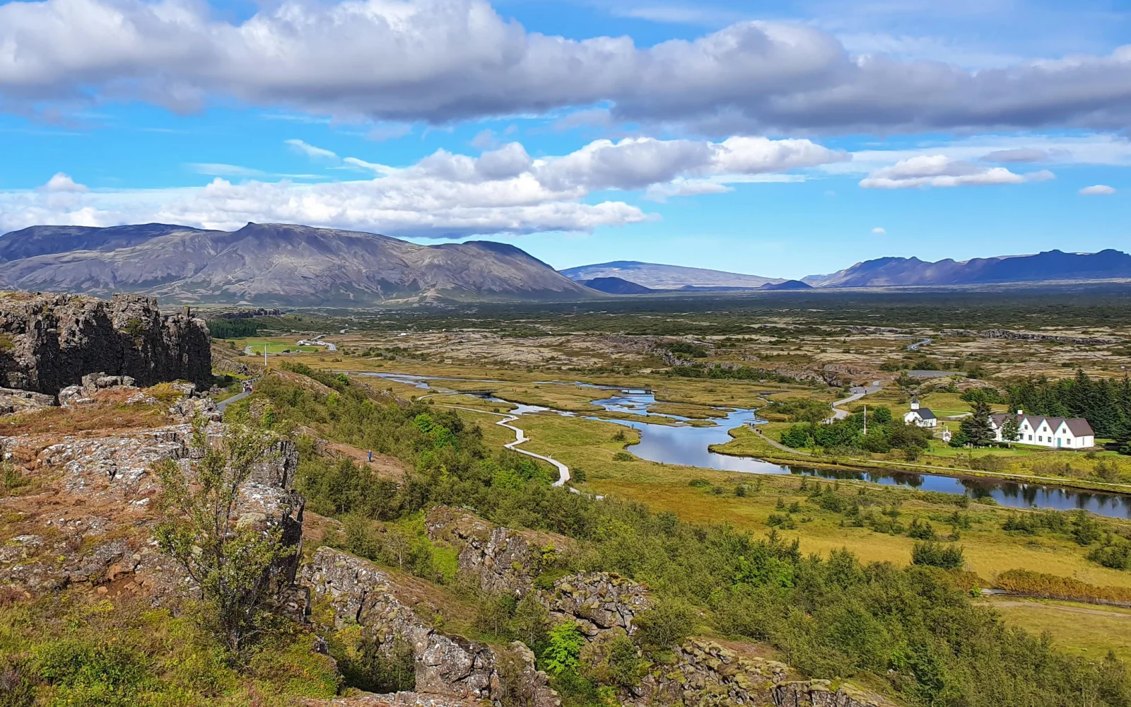 Im historisch und geologisch bemerkenswerte Nationalpark Thingvellir