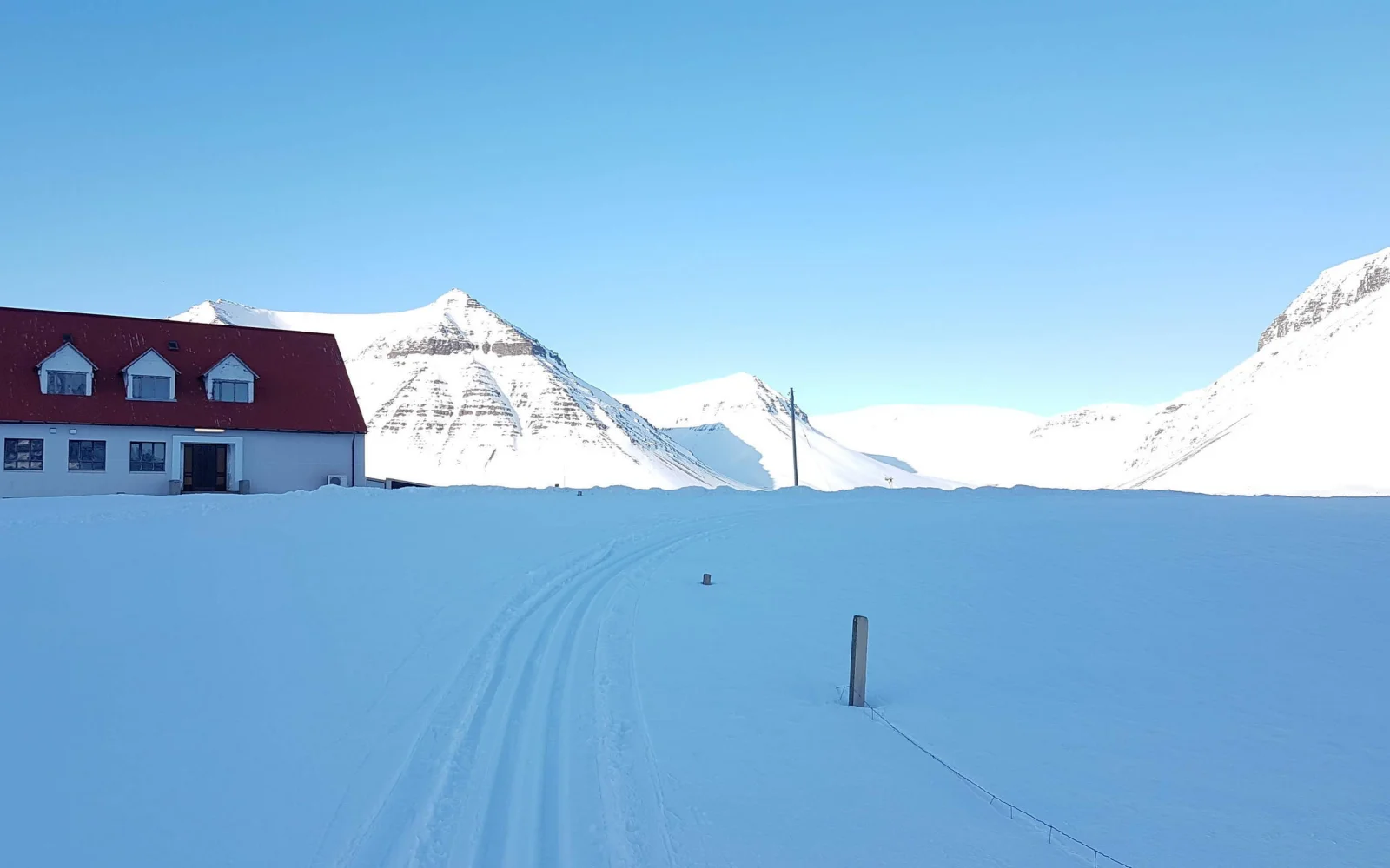 Unsere gemütliche Unterkunft - das Holt Inn in faszinierender Landschaft