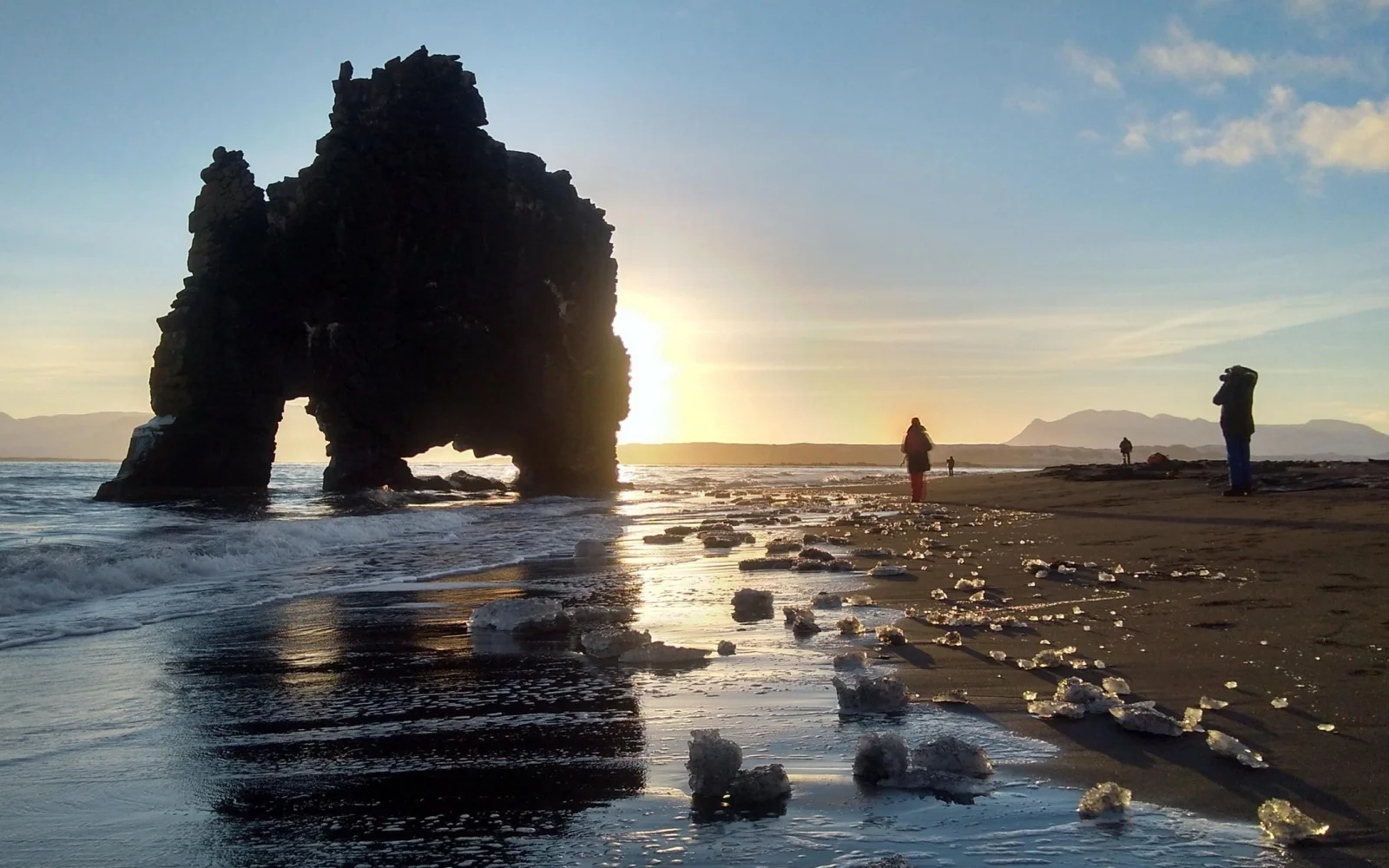 Ein Strandspaziergang im Winter hat seinen ganz eigenen Reiz.