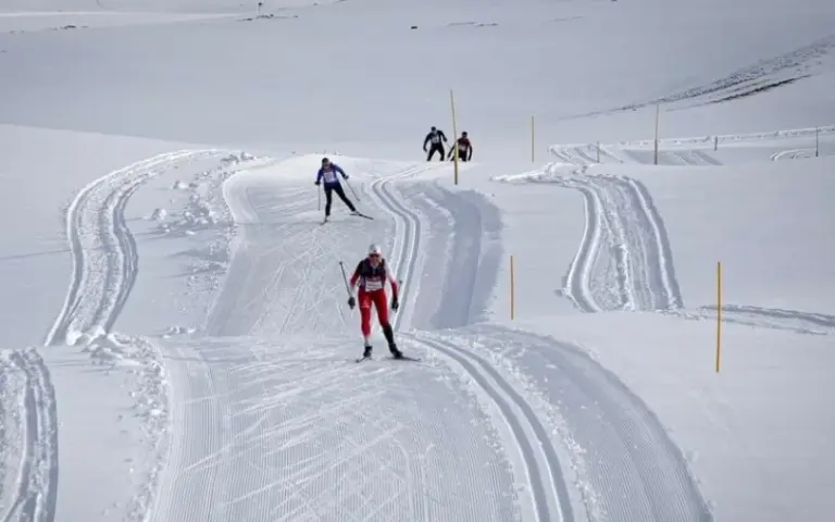 Skitraining, Teilnahmemöglichkeit am Skating-Wettbewerb am Nachmittag