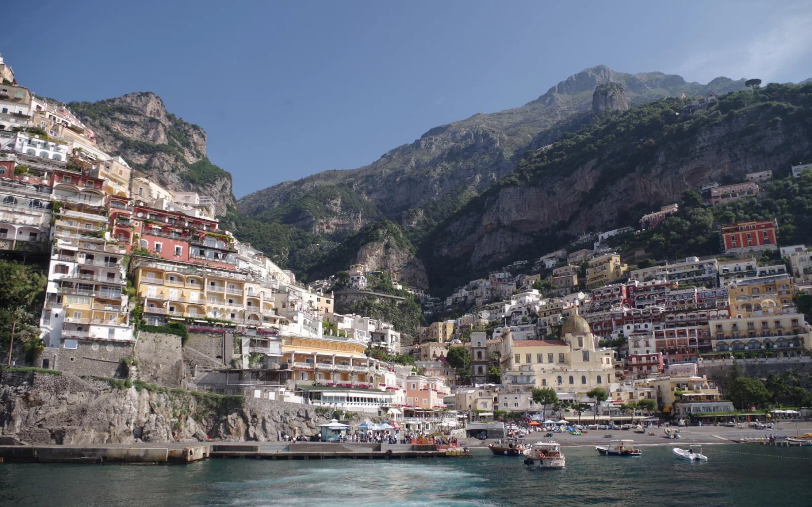 Blick auf die reizvolle Steilküste bei Positano