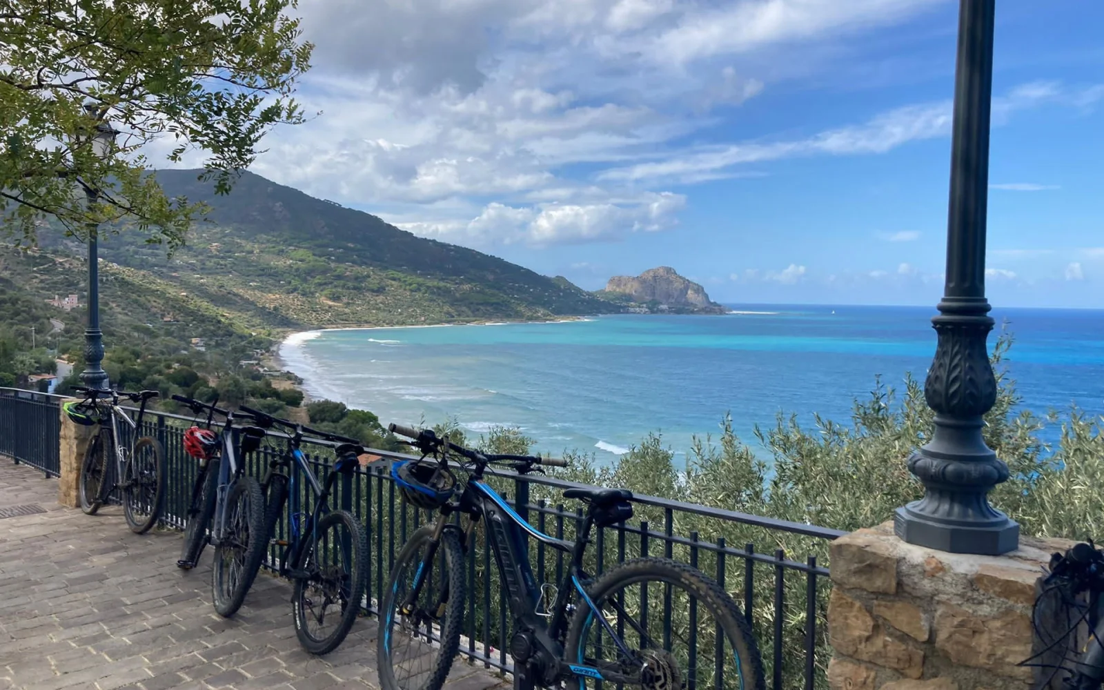 Mittagsstopp mit Aussicht
