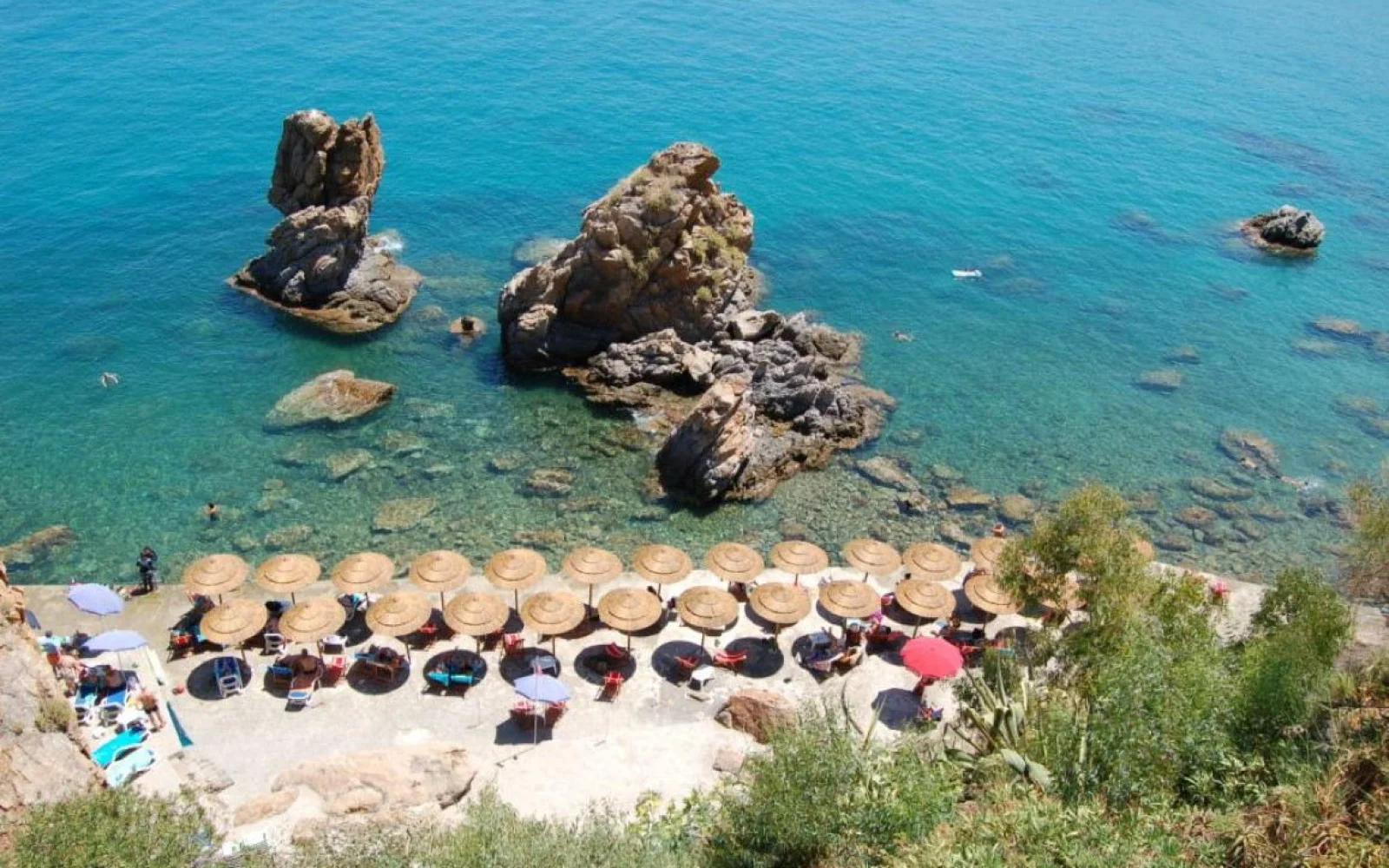Ihre Unterkunft in Cefalu verfügt über einen hoteleigenen Zugang zum Meer