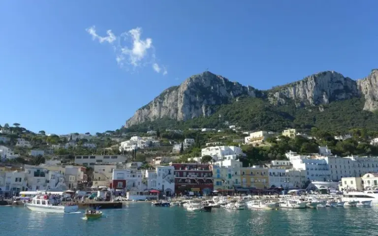 Ausflug nach Capri mit Wanderung Monte Solaro