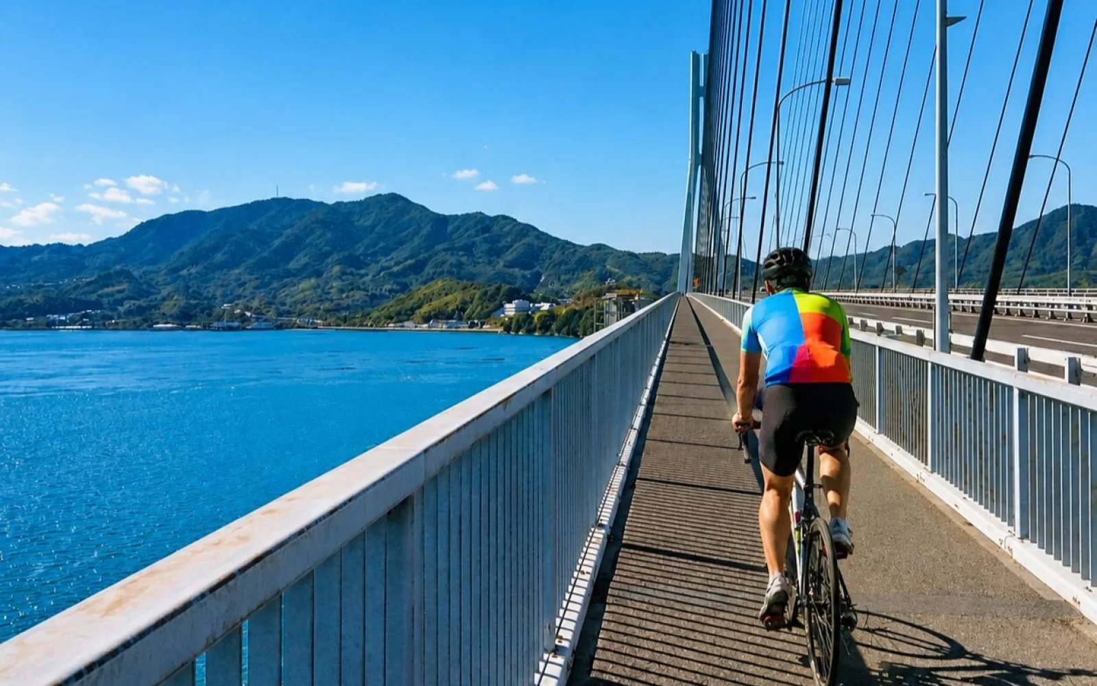 Shimanami-Kaido: Radtour über eindrucksvolle Brücken und grüne Inseln